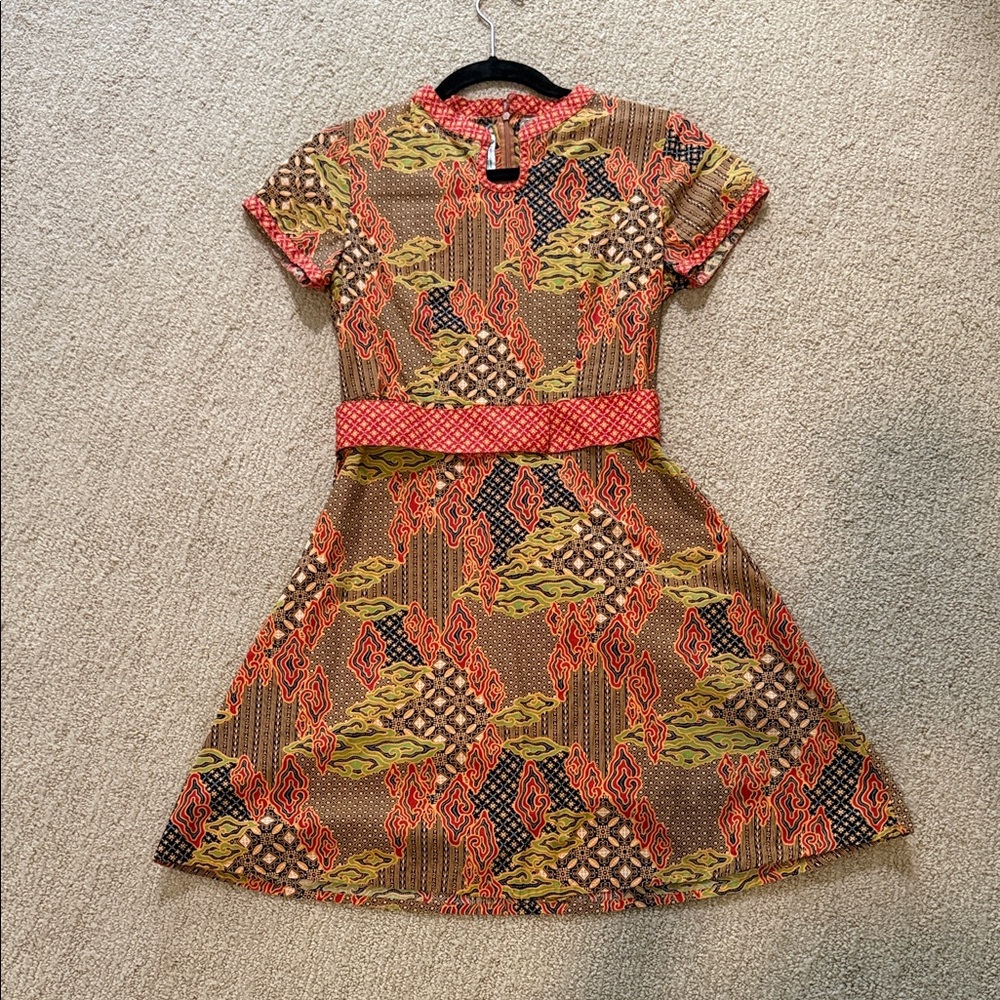 Women’s Mini Shift Dress in batik print